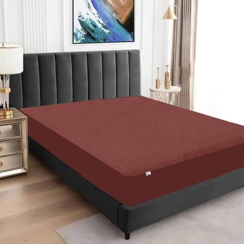 SILENT AND NOISELESS